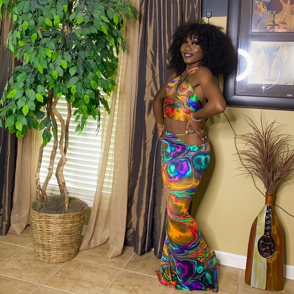 Jade | Two Piece Set - Picture 3 of 3